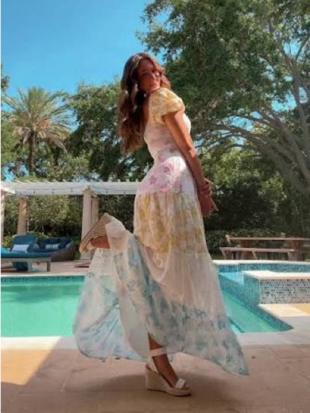 NWT Altar’d State Darianne Floral Maxi Dress - Picture 3 of 8
